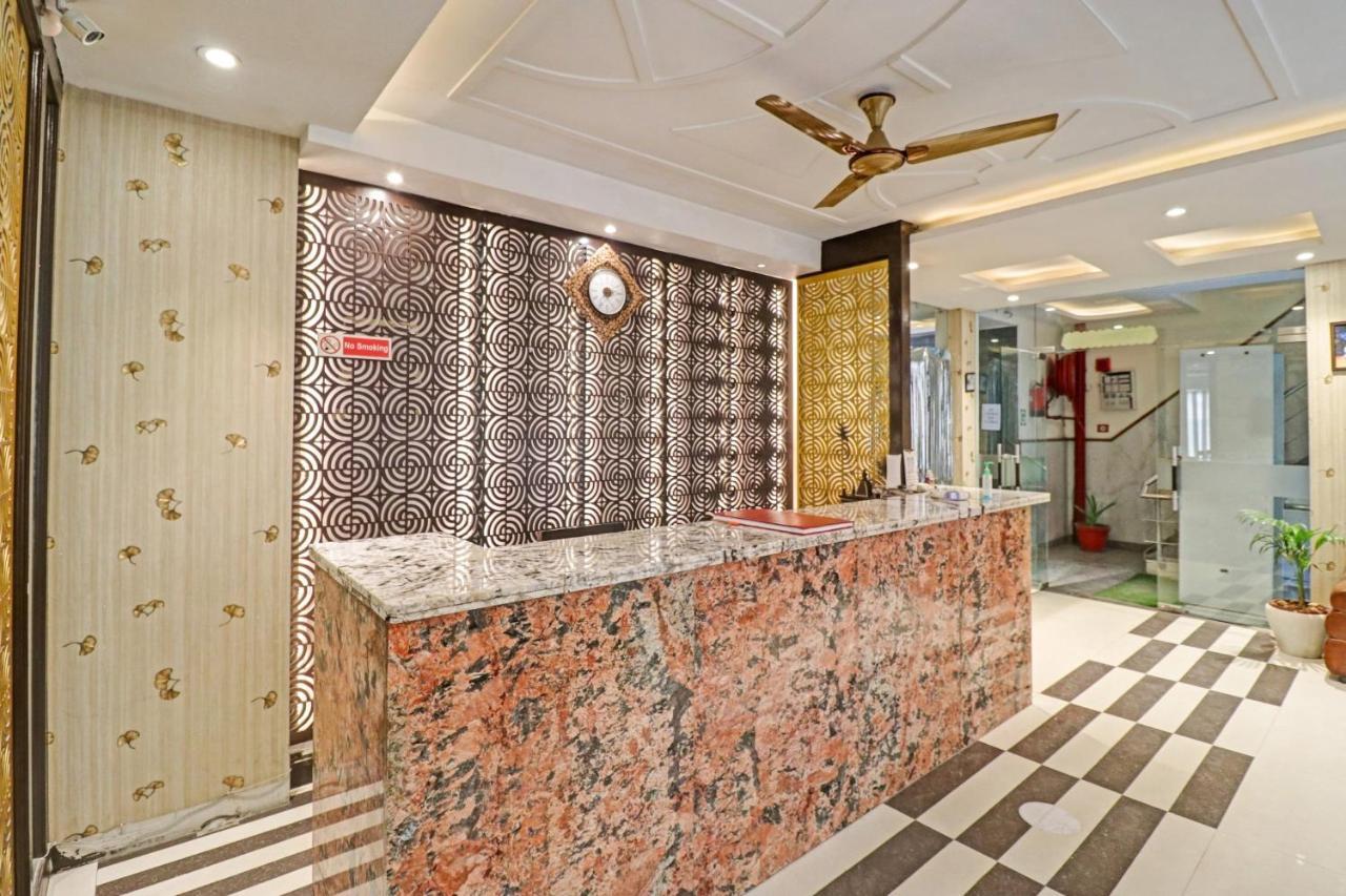 Oyo 23368 Boutique Hotel Paragon นิวเดลี ภายนอก รูปภาพ